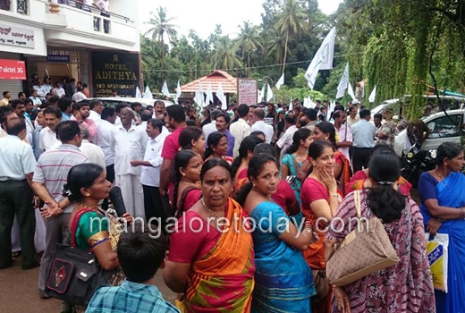 Yettinahole protest
